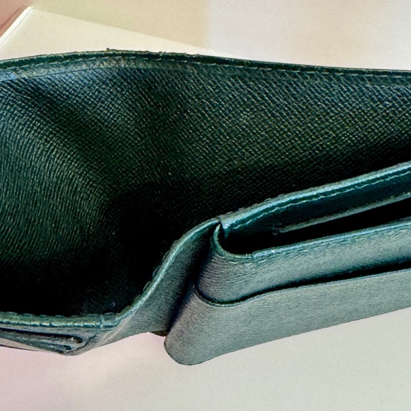 Louis Vuitton Green Taiga Wallet - Picture 8 of 16